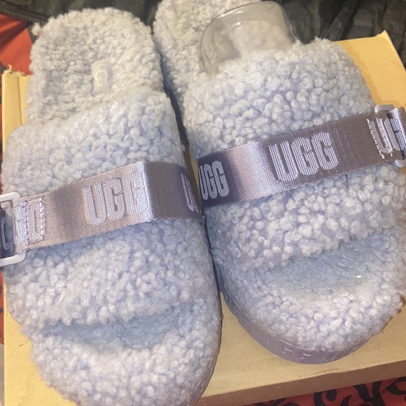 Ugg Slides - Picture 4 of 6